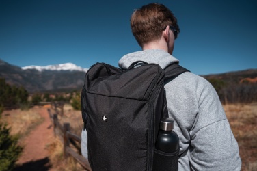 Logotrade profilprodukter bild: Swiss Peak AWARE™ 15.6" laptopryggsäck med enkel åtkomst