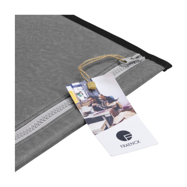 Logotrade kampanjprodukter bild: Fraenck Bobby Laptop Fodral 14"