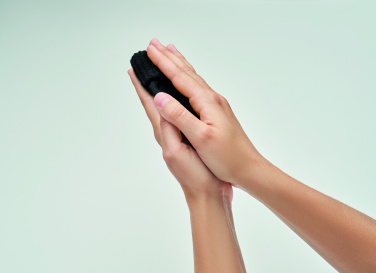 Logotrade profilprodukter bild: Handvärmare stickad polyester